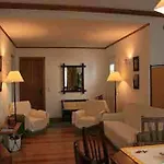 Monte Ingles Πόντα Ντελγκάντα